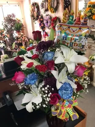 Hand-arranged mixed bouquet by Long's Florist in Luray, Virginia